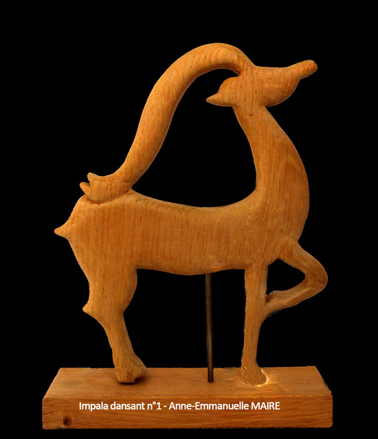 sculpture-bois-impala-dansant-1-anne-emmanuelle-maire