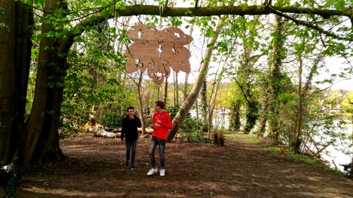 sculpture-geante-arbre-bois-bluebaobab